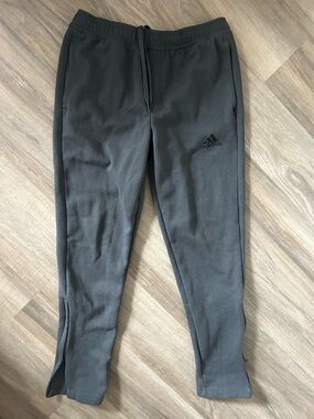 adidas men’s dark gray Jogger Sweatpants with Ankle Zips